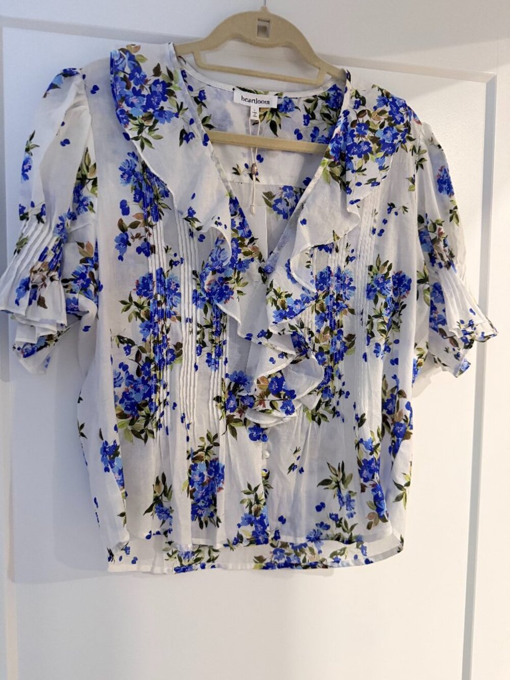 NEVER WORN! South Moon Under Blouse